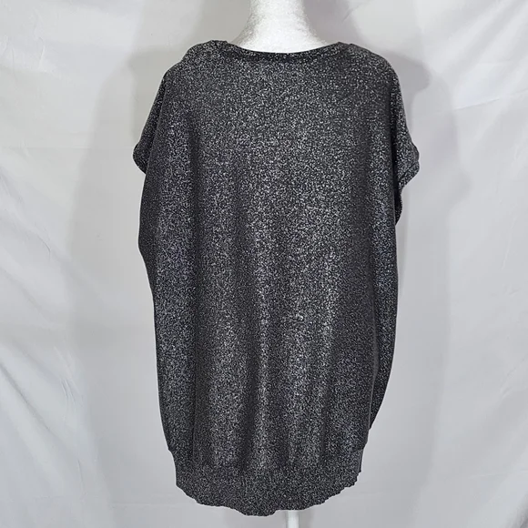 Michael Kors Gray Oversized Asymmetrical Blouse (3x) - Picture 2 of 3